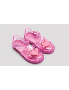 Ysabel mora Sandalias cangrejeras con corazón para niña 95545 2