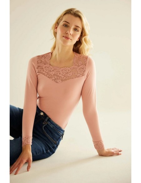 Ysabel mora camiseta mujer termal con blonda  manga larga cuello barco 70005